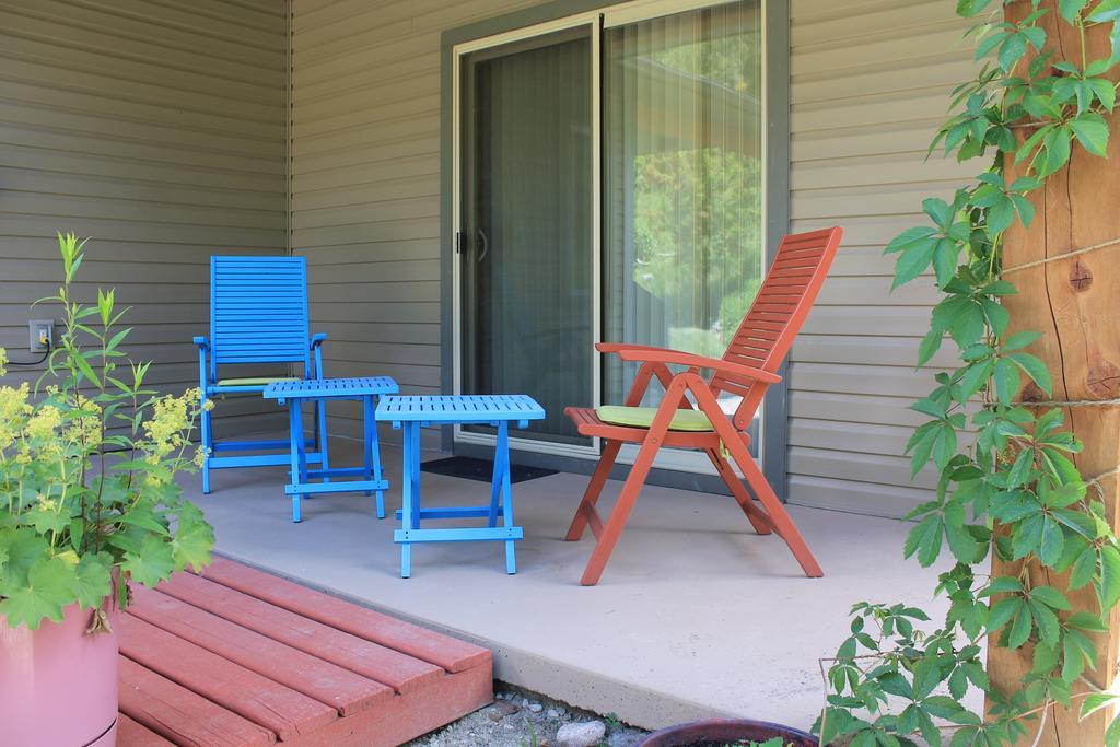 Windborne Bed & Breakfast Castlegar Chambre photo