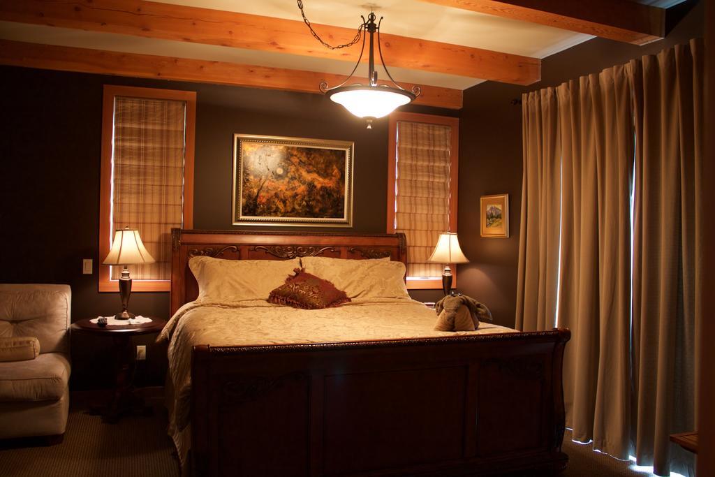 Windborne Bed & Breakfast Castlegar Chambre photo